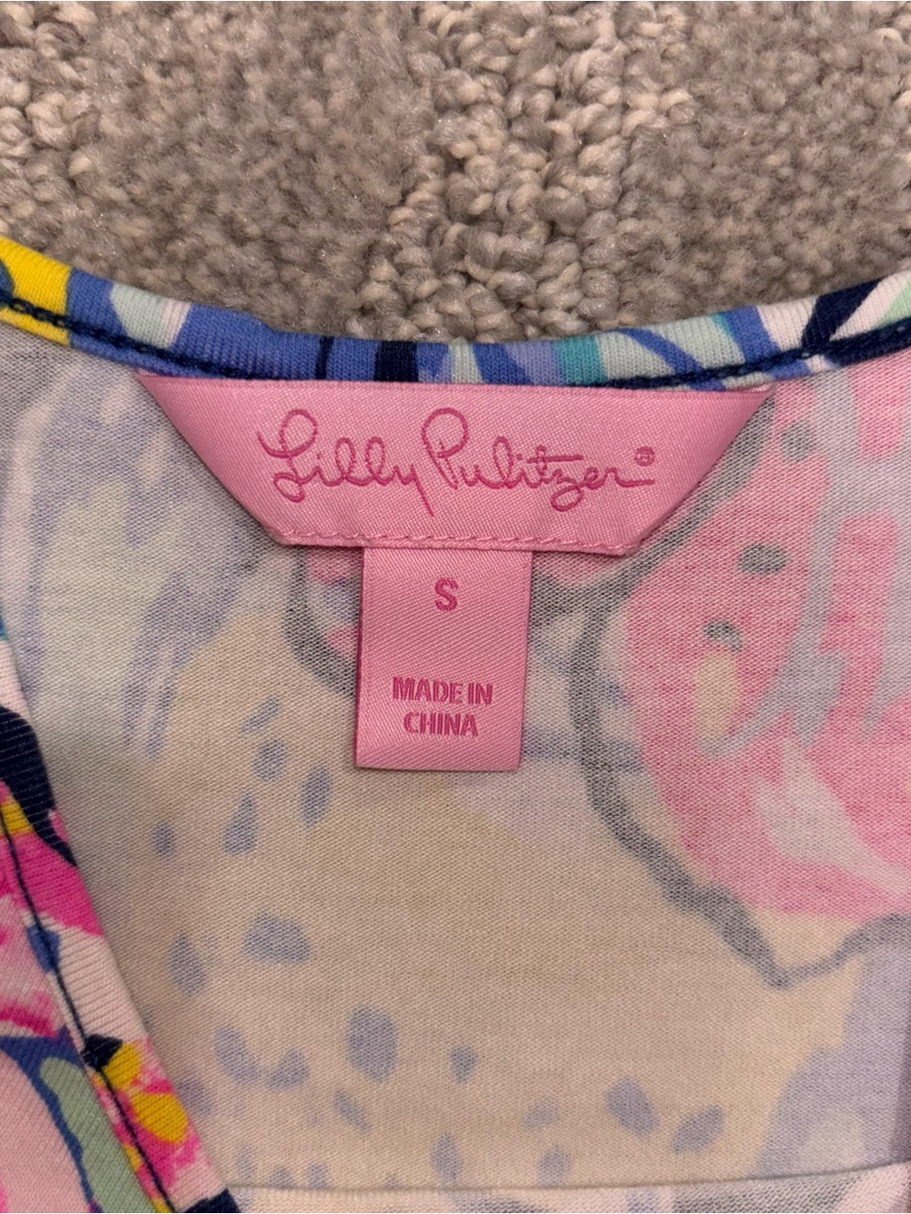 Lilly Pulitzer Tala Romper Nauti Navy Capri Soleil Floral Smocked Women’s Sz S - Picture 4 of 6